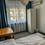 Hostel Demi
